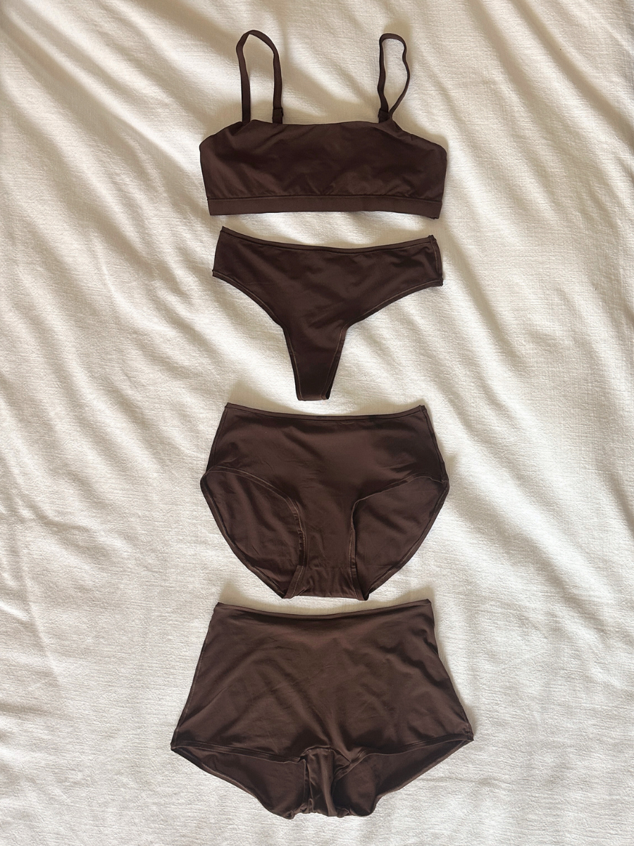 skims underwear review vs quince