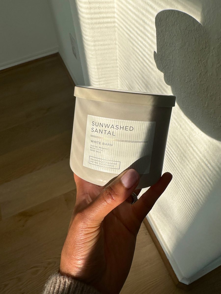 white barn sunwashed santal candle